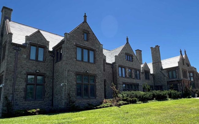Rough Point Museum